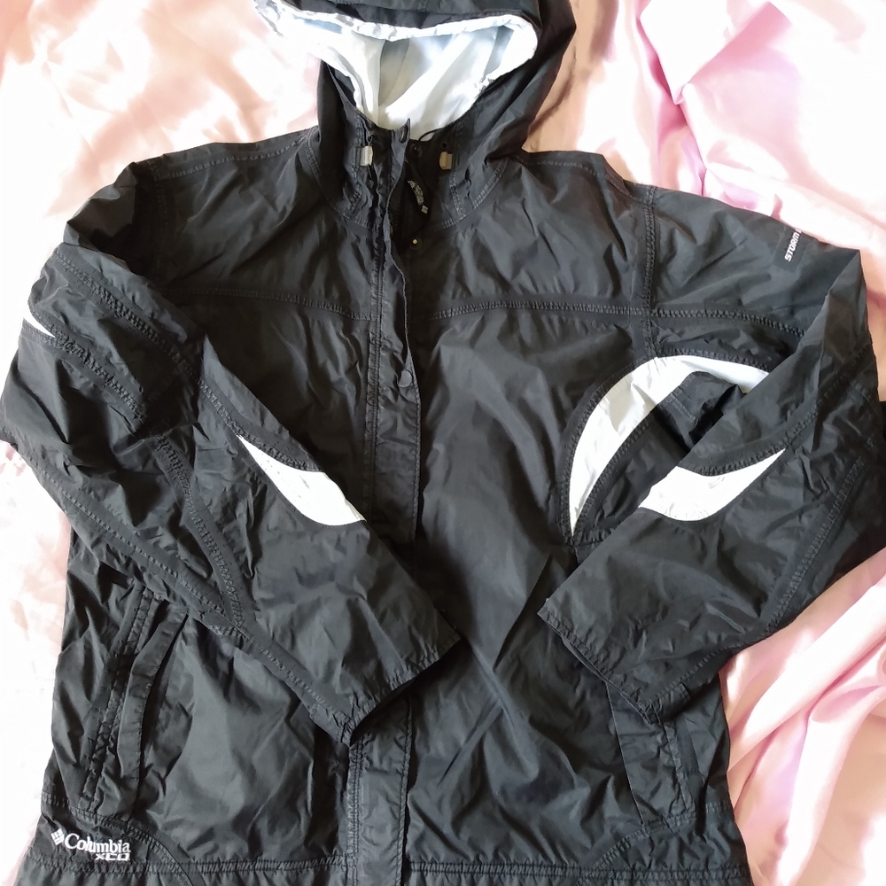 Columbia Rain Jacket w/ Hood